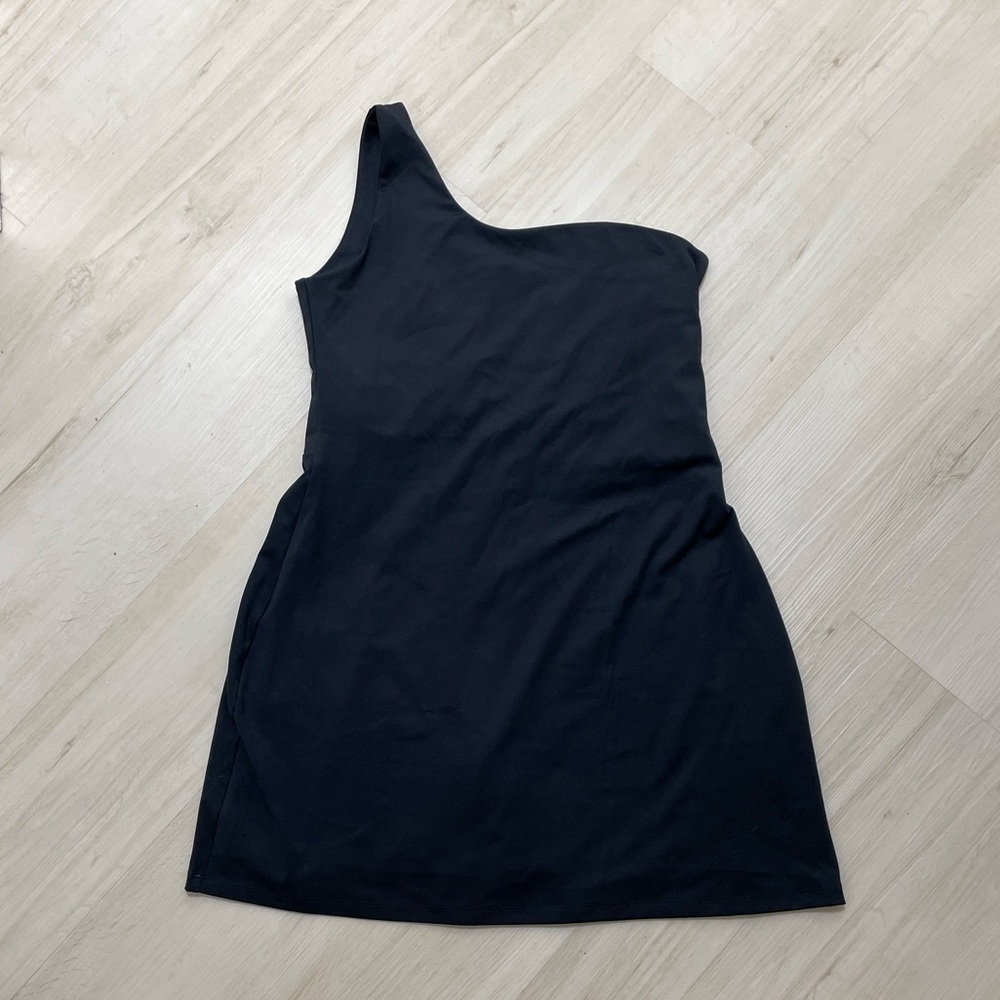 Girlfriend Collective Bianca One shoulder athleisure dress